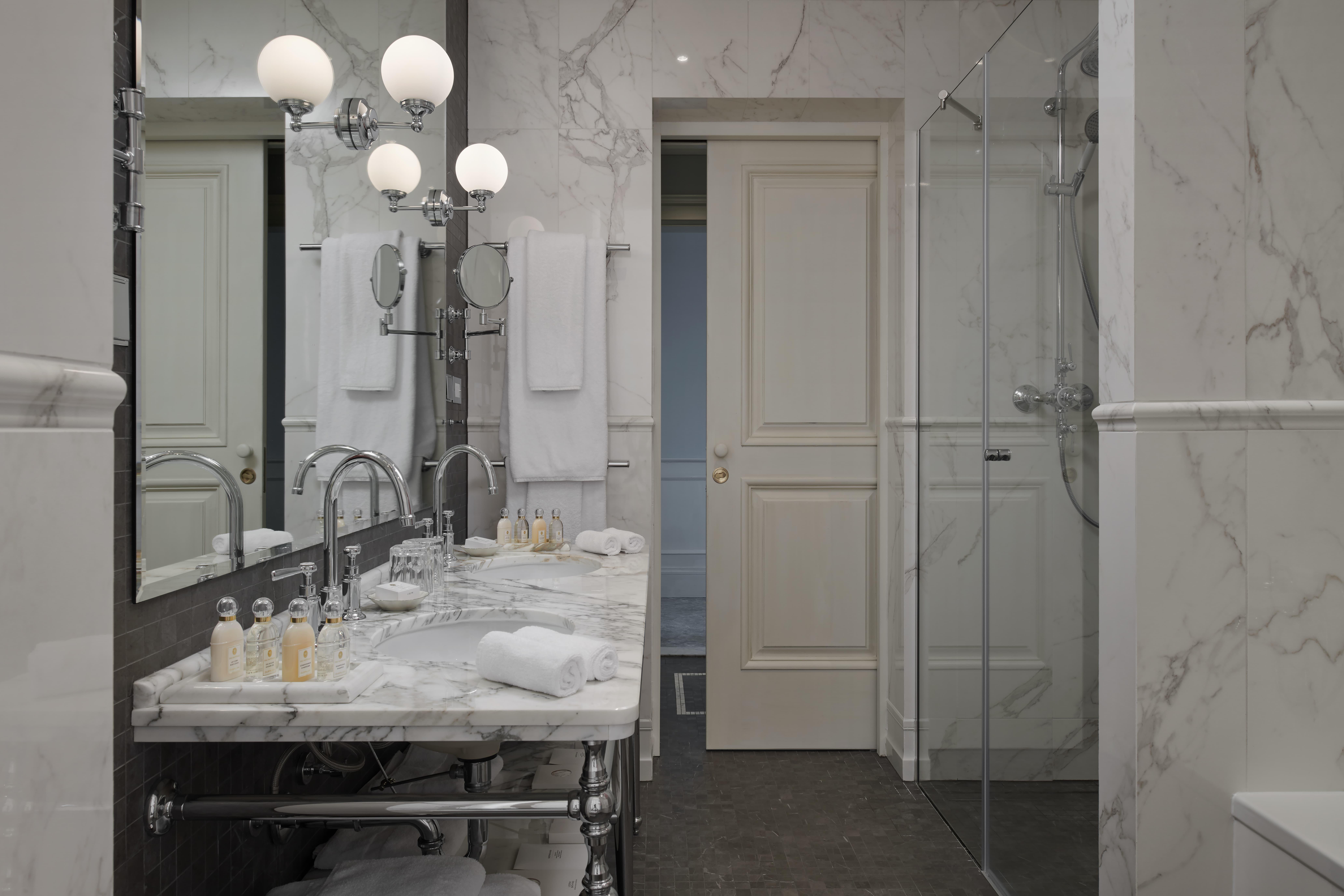 Palace Elisabeth, Hvar Heritage Hotel - The Leading Hotels Of The World 赫瓦尔 外观 照片