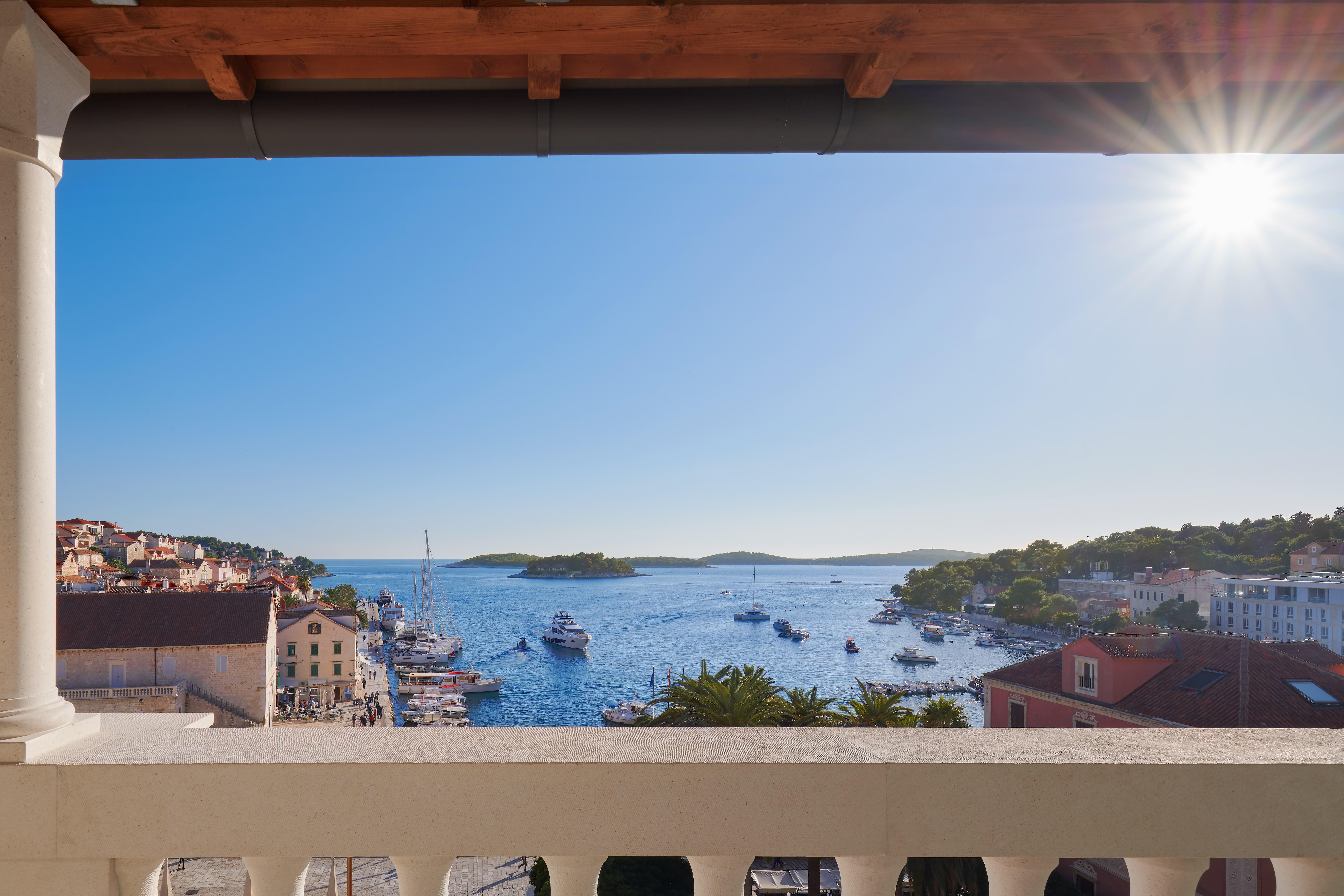 Palace Elisabeth, Hvar Heritage Hotel - The Leading Hotels Of The World 赫瓦尔 外观 照片