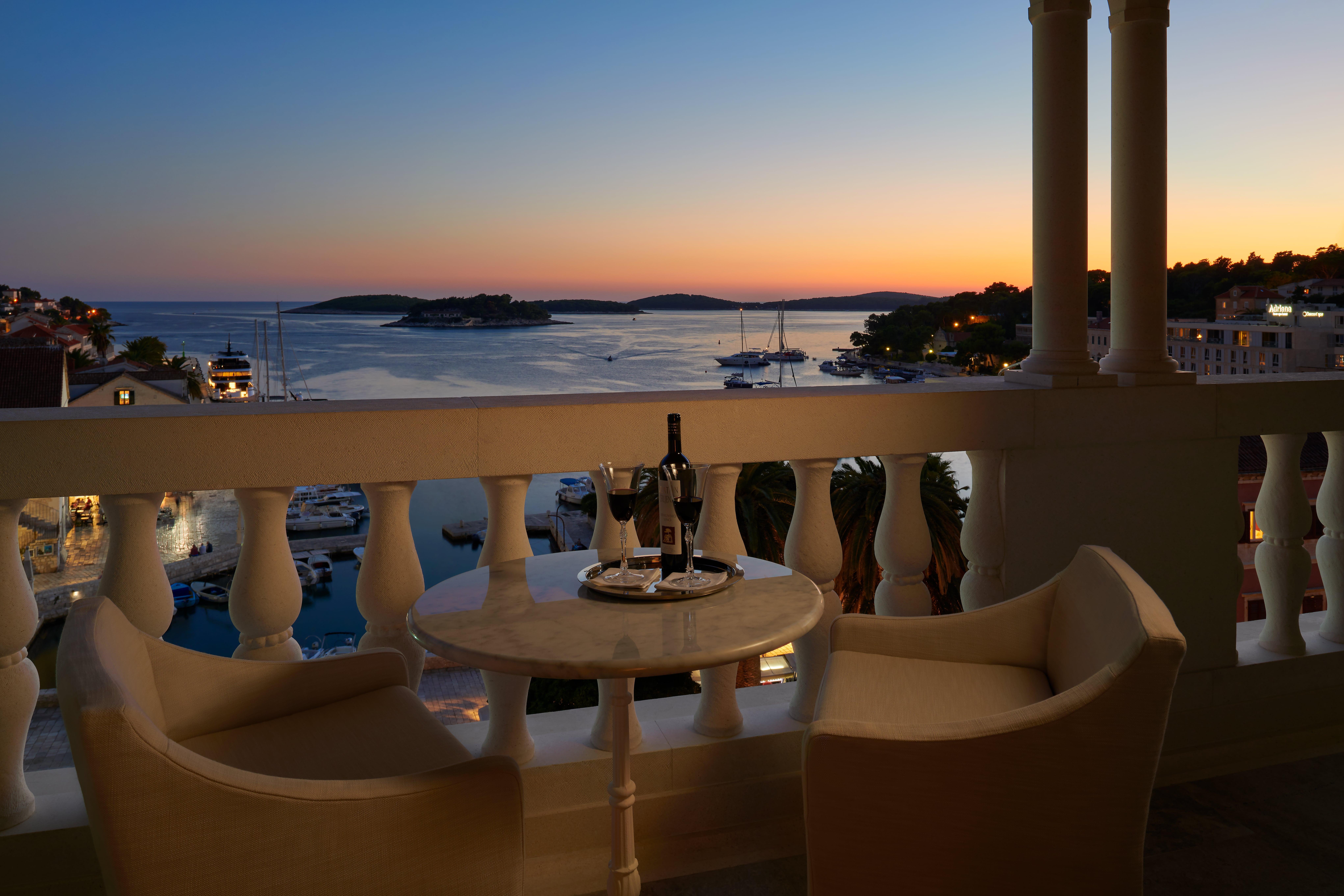 Palace Elisabeth, Hvar Heritage Hotel - The Leading Hotels Of The World 赫瓦尔 外观 照片