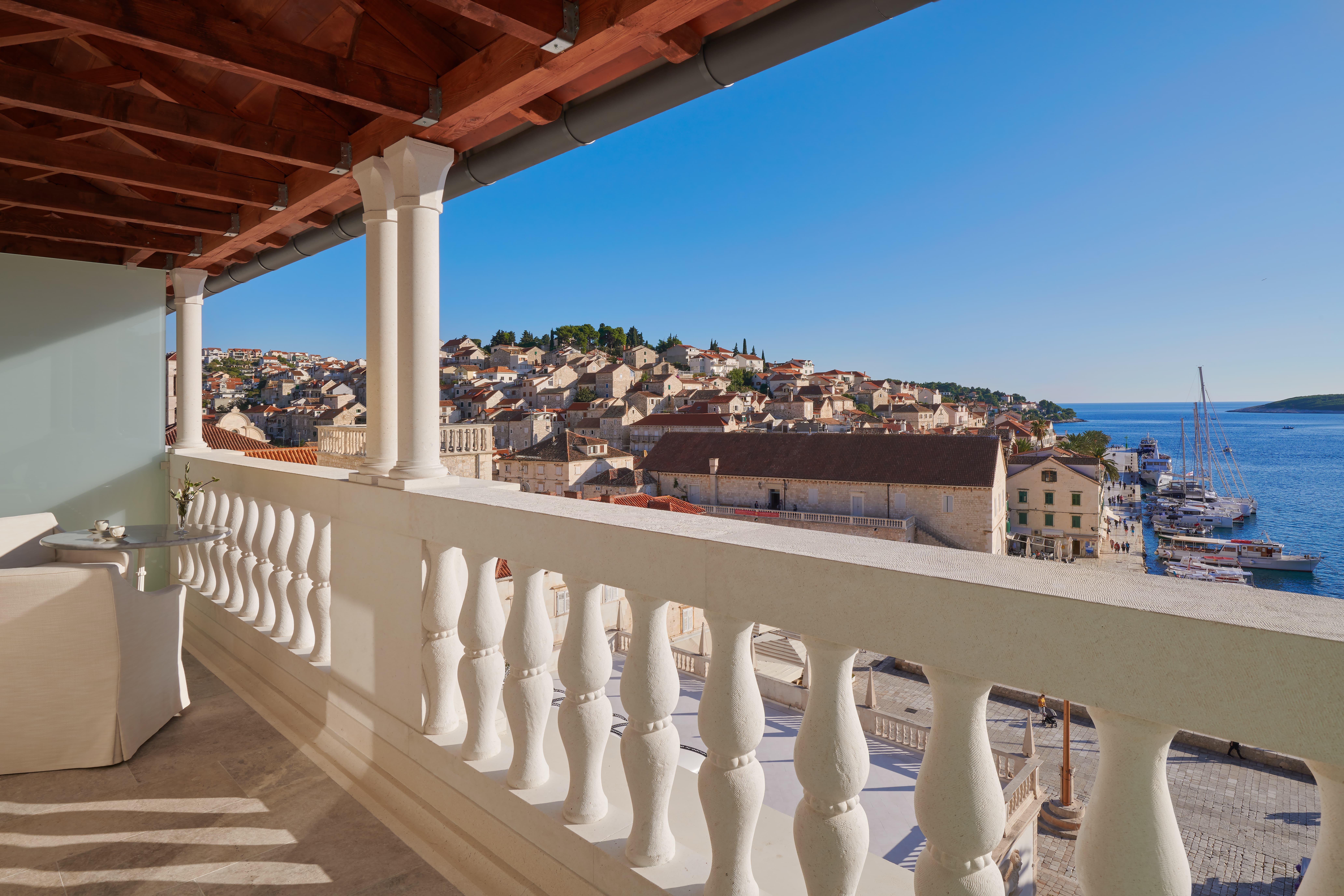 Palace Elisabeth, Hvar Heritage Hotel - The Leading Hotels Of The World 赫瓦尔 外观 照片